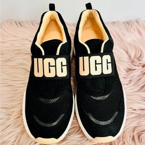 💲**SOLD**💲UGG LA FLEX FASHION SNEAKERS SHOES